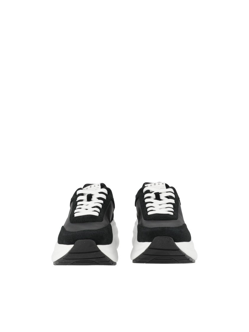 Hogan H696 Smooth Textured Low-Top Sneakers
