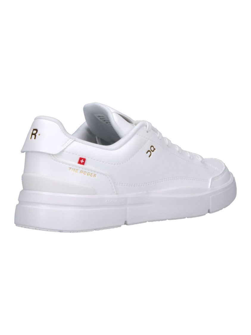 On "The Roger Centre Court" Sneakers – White Fabric