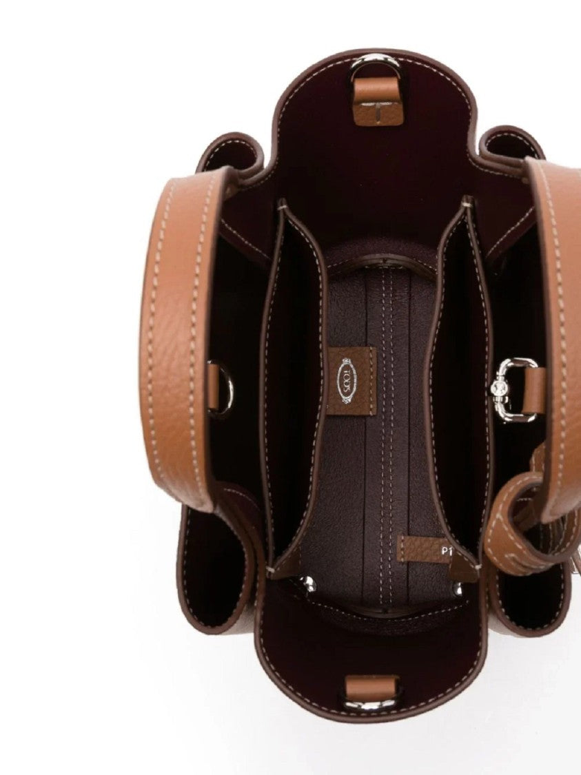 Tod's Grained Leather Shoulder Bag