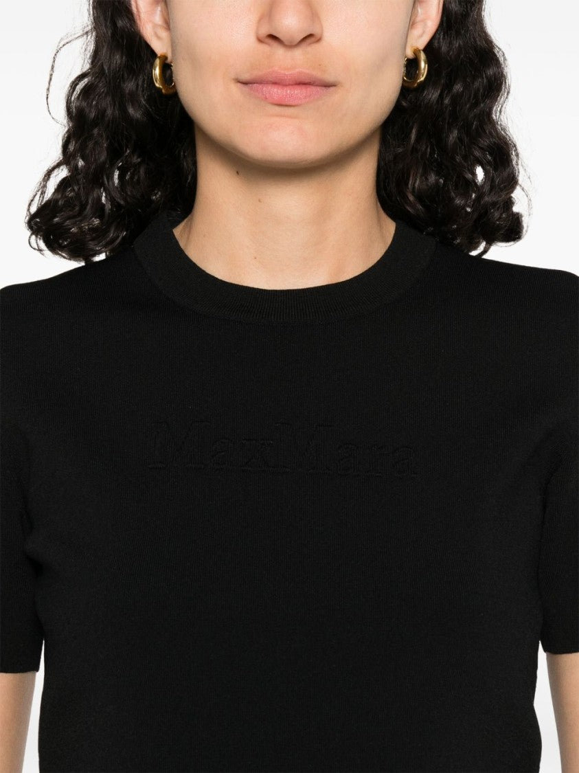 Max Mara Fitted Black Short-Sleeved T-Shirt With Subtle Logo Detail