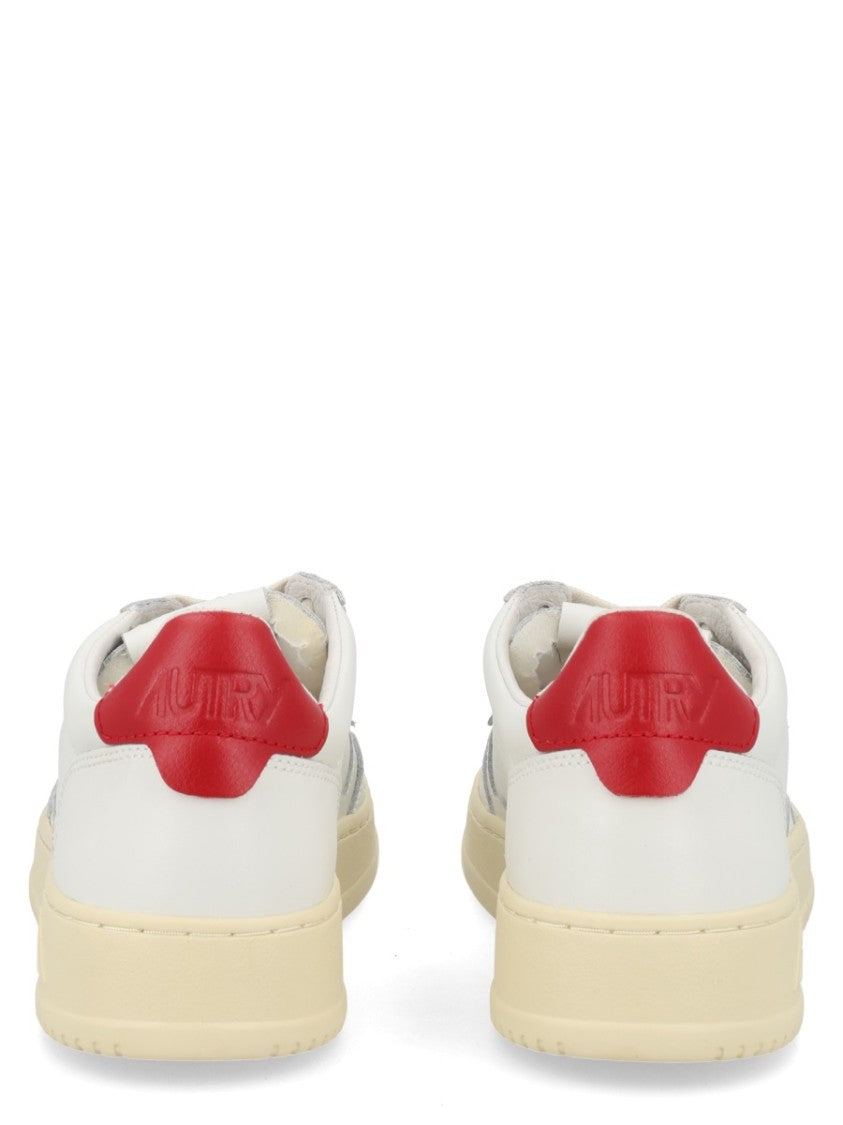 Autry Medalist Low Performed Toe Leather Sneakers