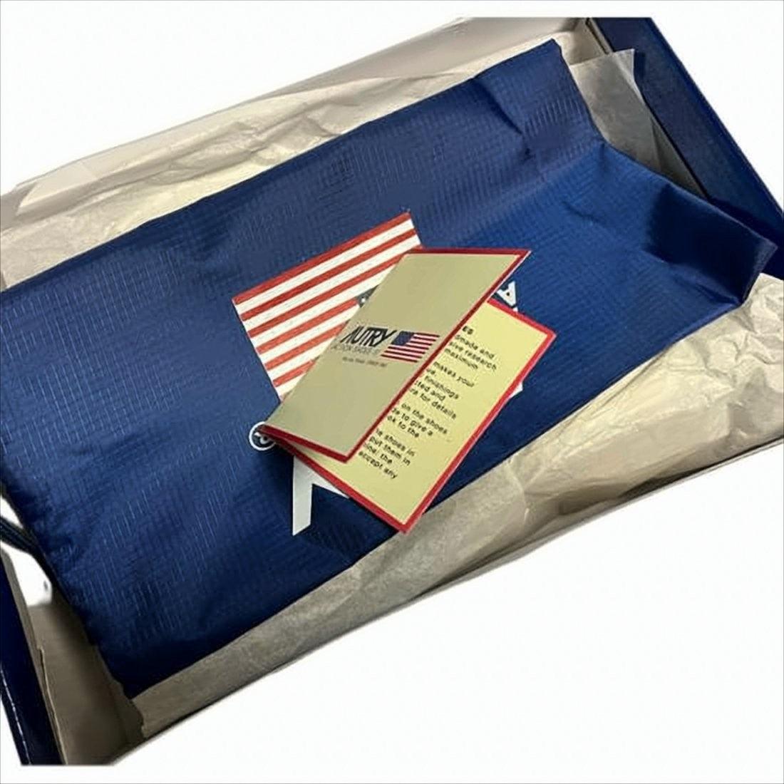 Autry Minimalist White Leather Sneakers With Pastel Heel Detail