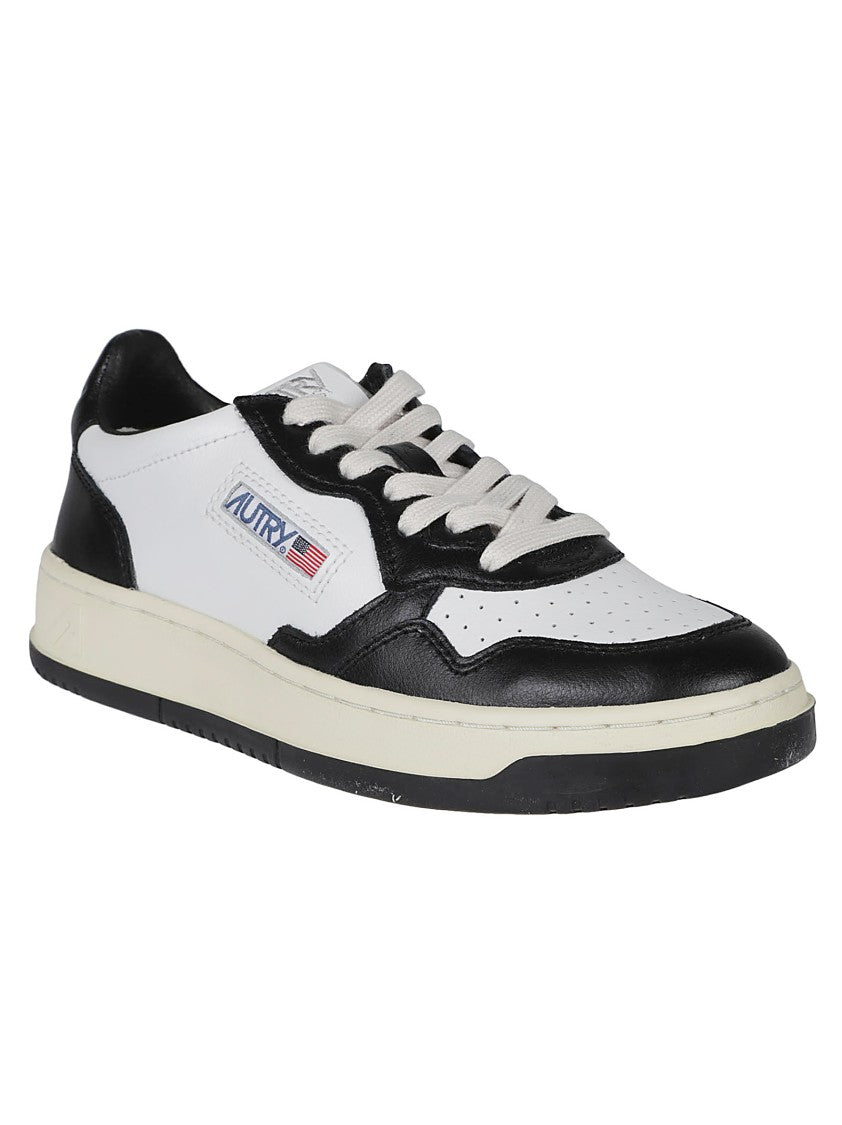 Autry Medalist Low Leather Low-Top Sneakers