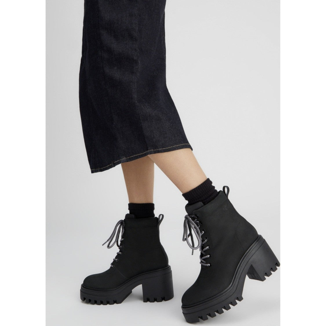 Calvin Klein Jeans Black Chunky Lace-Up Rugged Sole Leather Ankle Boots