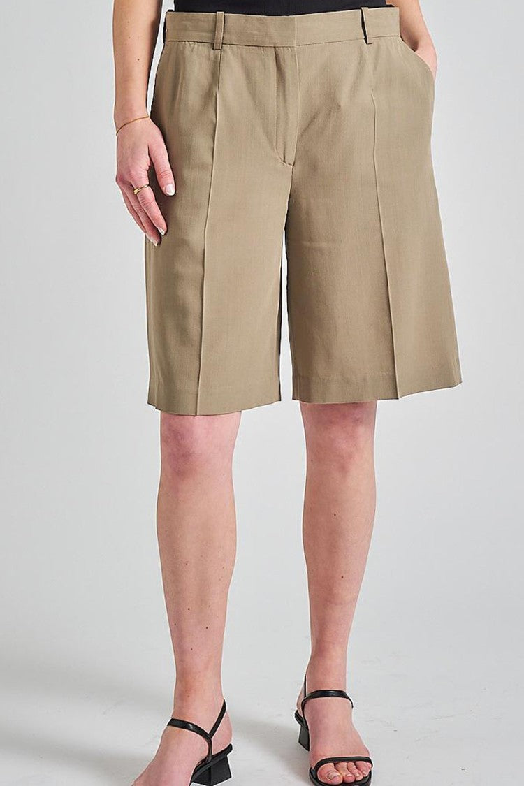Totême Wide Fluid Shorts