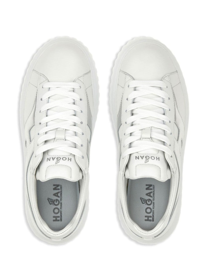 Hogan White Sneakers With Smooth Upper And Metallic Accent