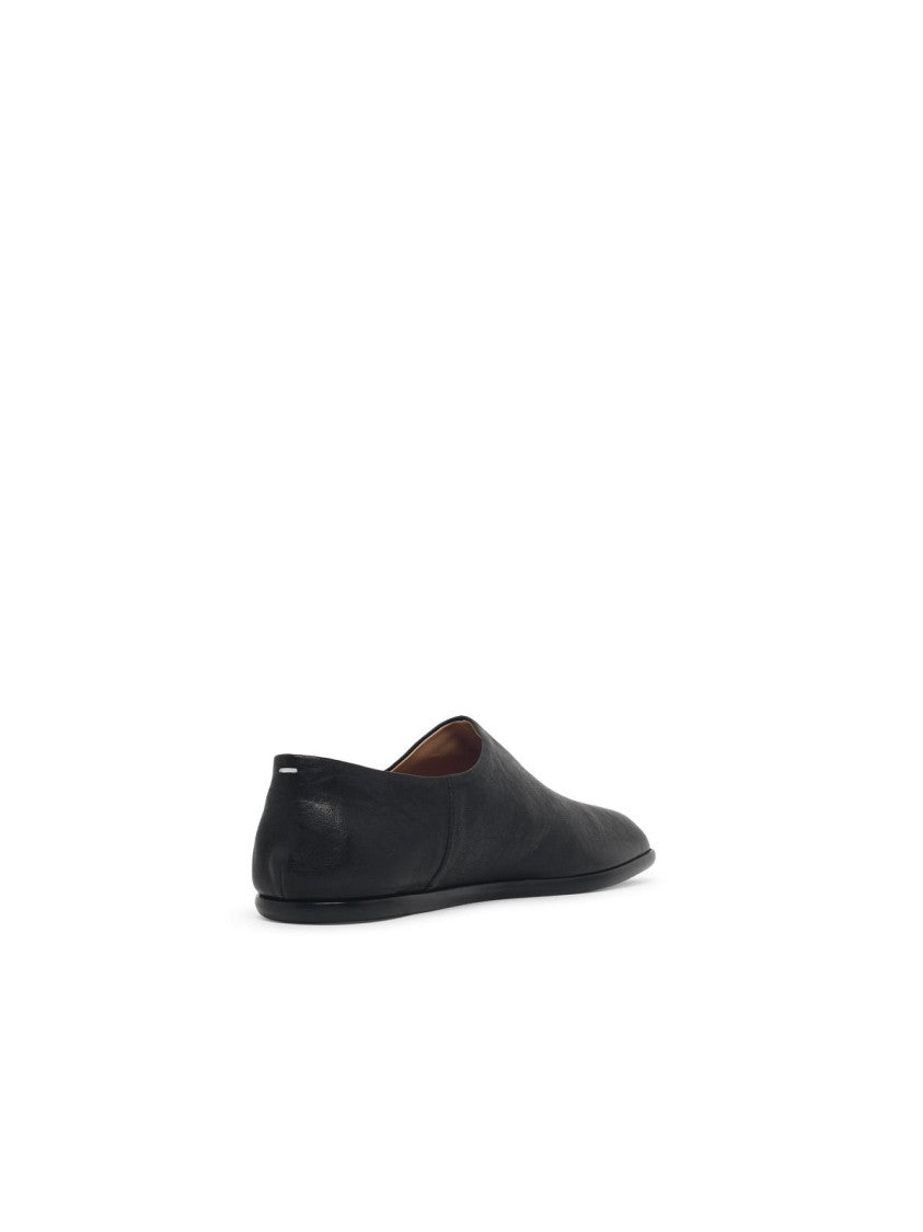 Maison Margiela Tabi Black Leather Loafers With Iconic Split-Toe Design