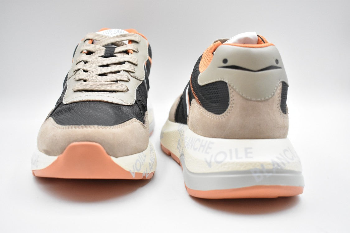 Voile Blanche Sneakers With Comfort Fit And Design