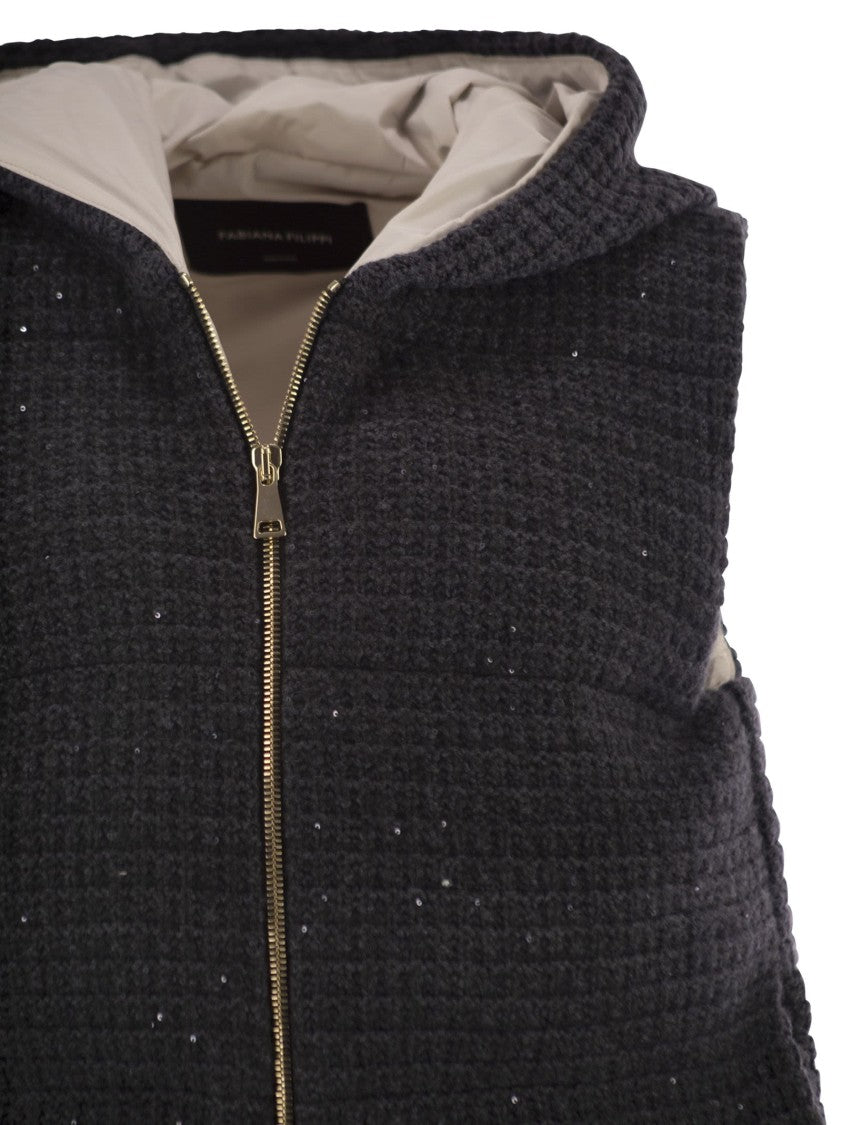 Fabiana Filippi Short Hooded Vest With Textured Knit And Zipper Closure
