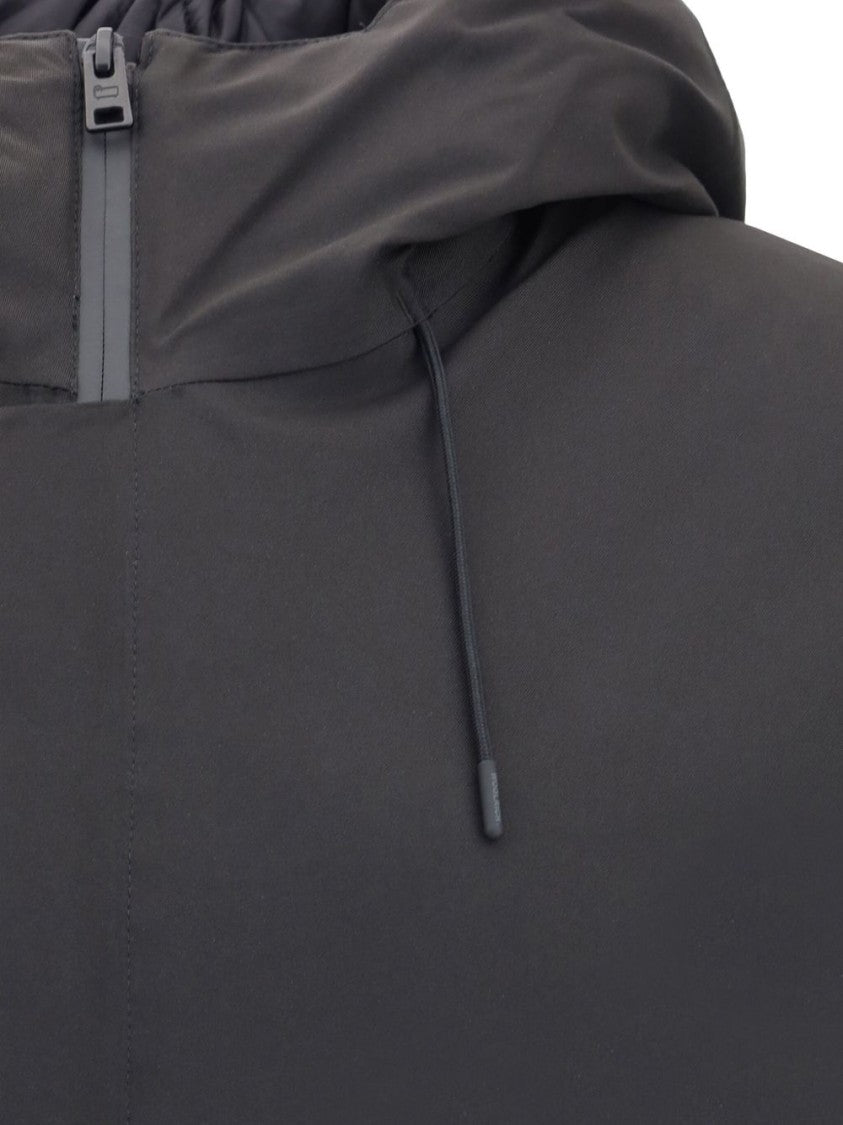 Woolrich Black Hooded Jacket And Practical Features