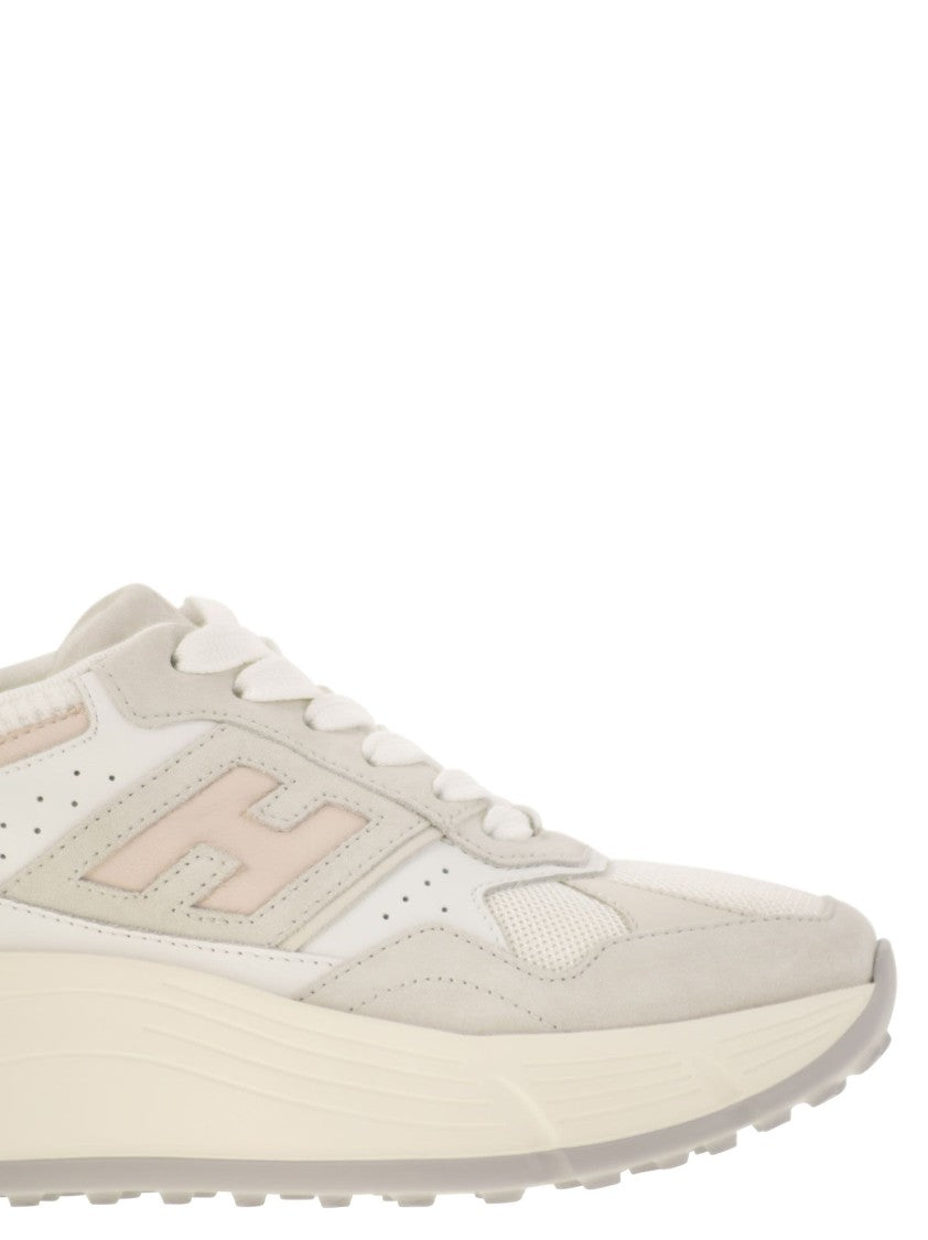 Hogan Hi-Fi Trainers With Side H