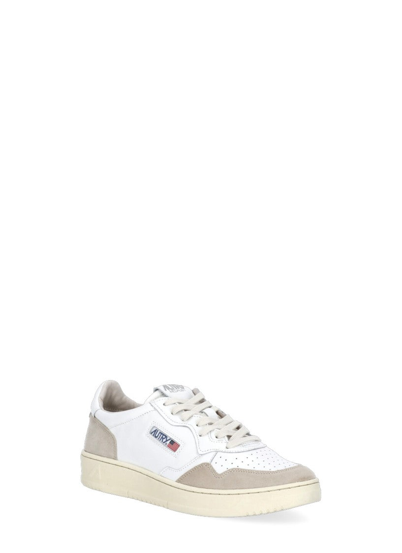Autry White Medalist Low Leather Sneakers
