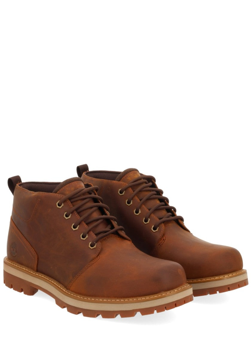 Timberland Sturdy Brown Leather Boots With Lace-Up Front And Rugged Sole