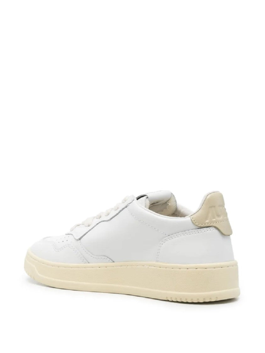 Autry Medalist Low-Top Sneakers
