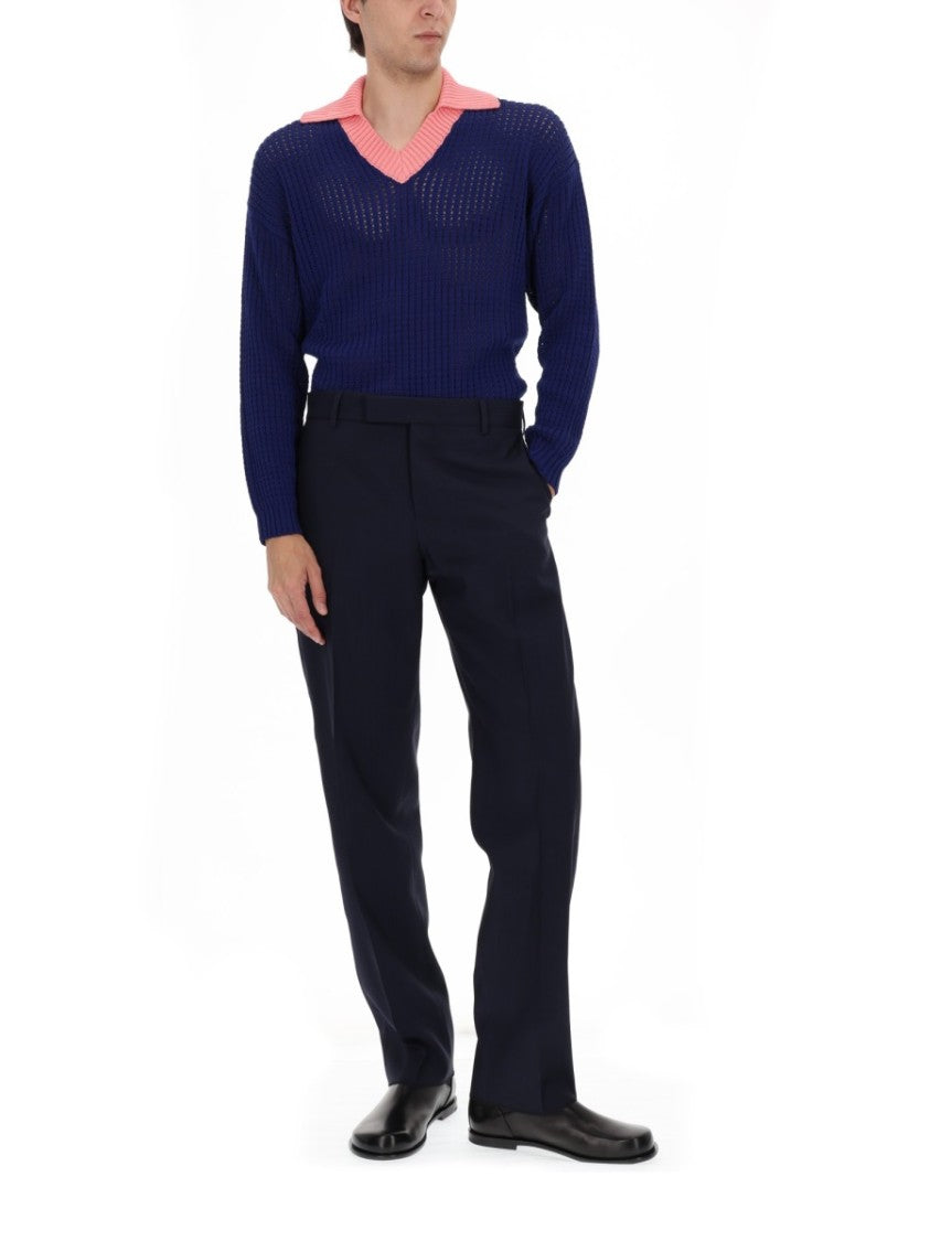 Fendi Textured Navy Knit Sweater With Contrasting Pink Collar