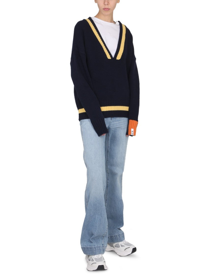 Right For Relaxed V-Neck Jersey