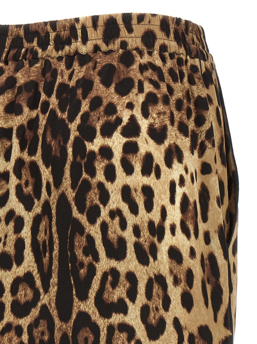Dolce & Gabbana Silk Leopard Print Shorts With Elegant Piping