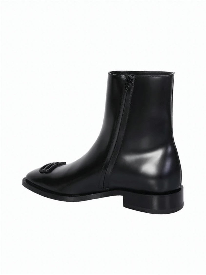 Balenciaga Polished Leather Ankle Boots With Embossed Logo