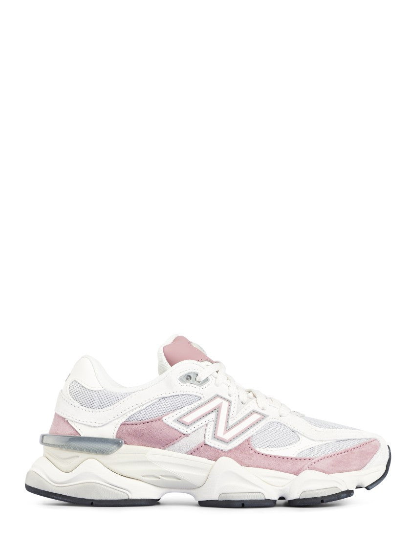 New Balance Layered White Sneakers With Pigskin And Mesh Design