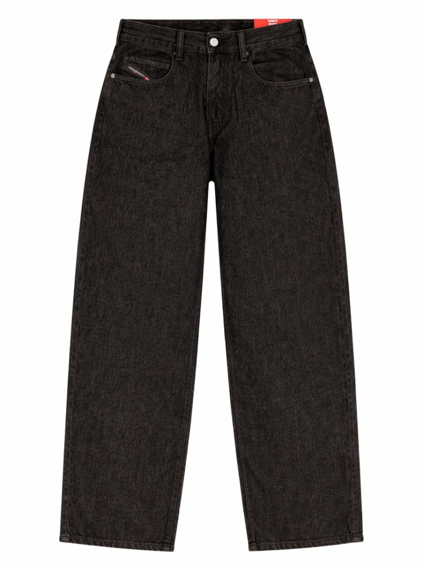 Diesel 1997 D-Enim-M Relaxed Fit Jeans