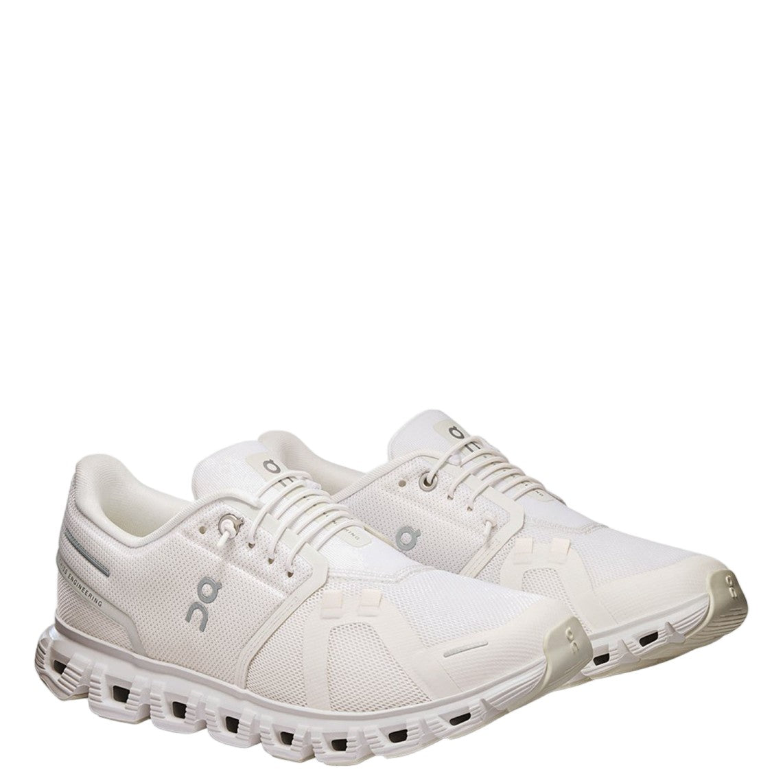 On Running Cloud 6 Sneakers