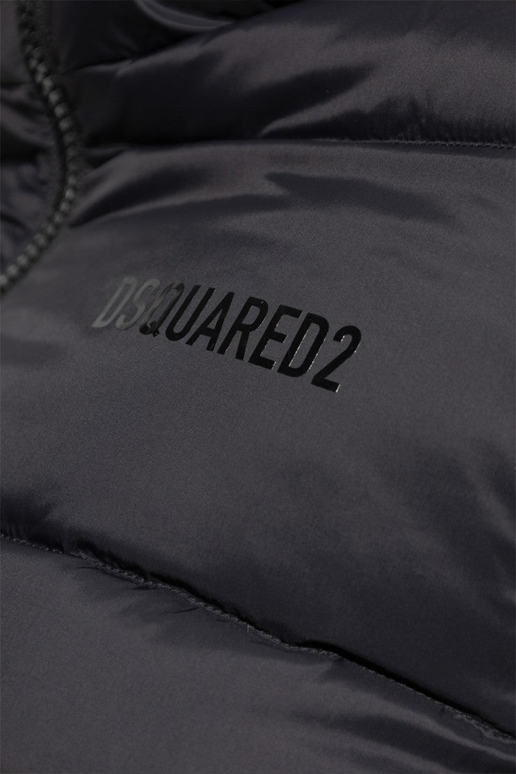 Dsquared2 Cropped Black Jacket With Quilted Design And Hood