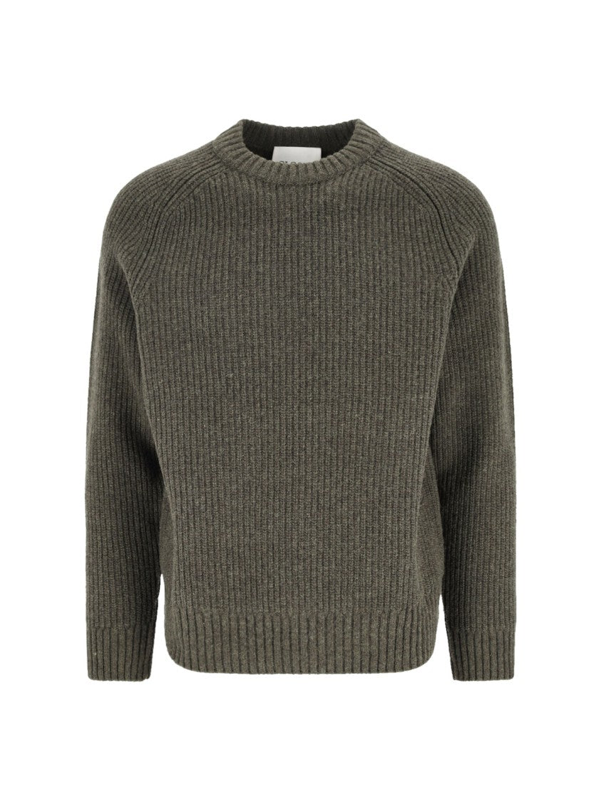 Closed Wool Knit Sweater