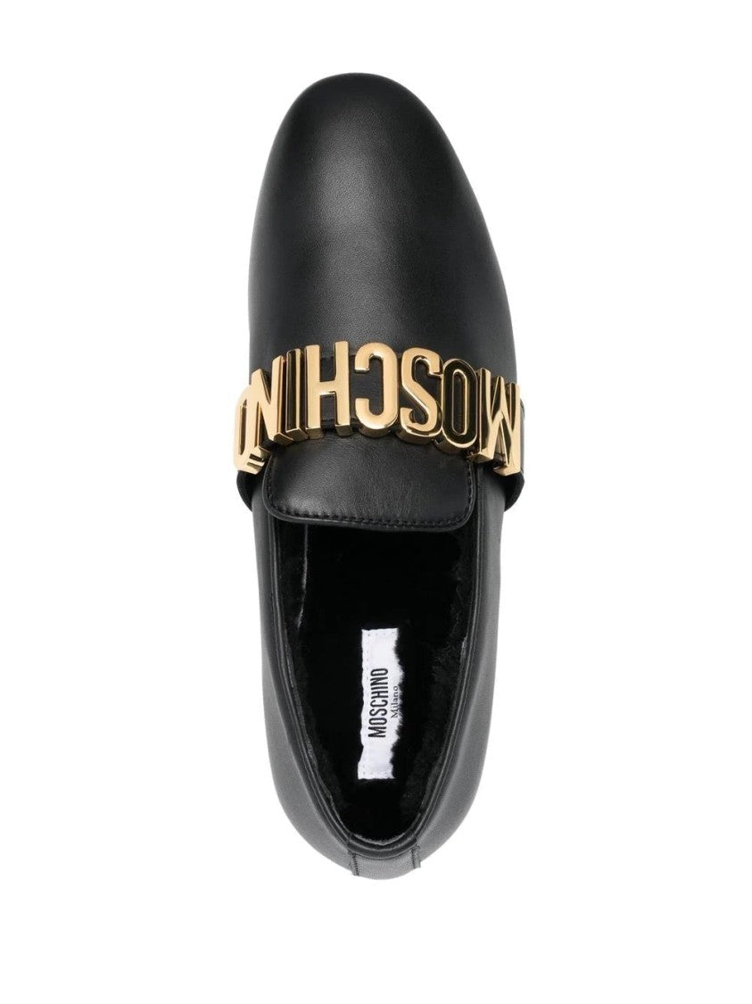 Moschino Sophisticated Closed-Toe Leather Loafers With Signature Gold Hardware