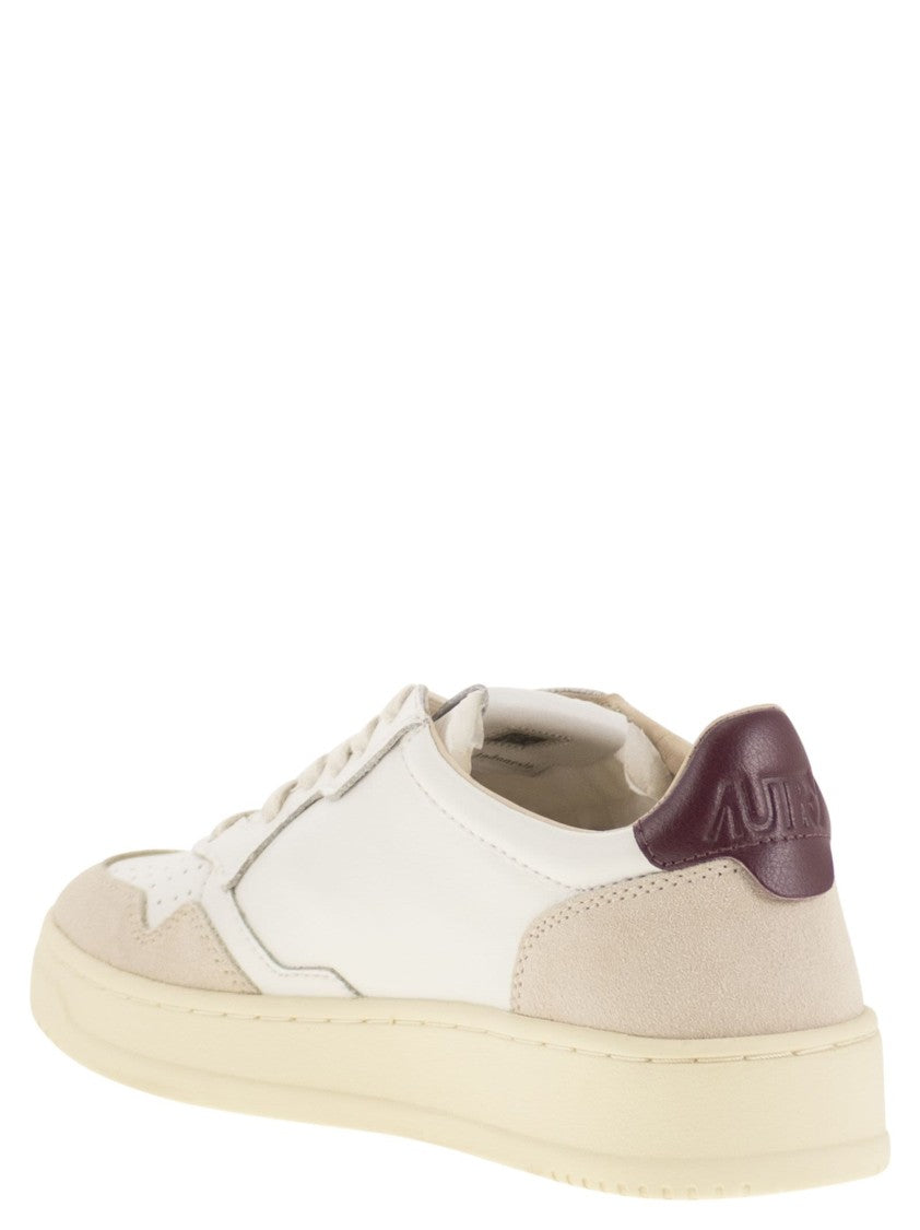 Autry Medalist Low - Leather And Suede Sneakers