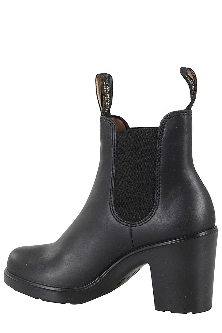 Blundstone Black Water-Repellent Leather Ankle Boots With Logo Tab