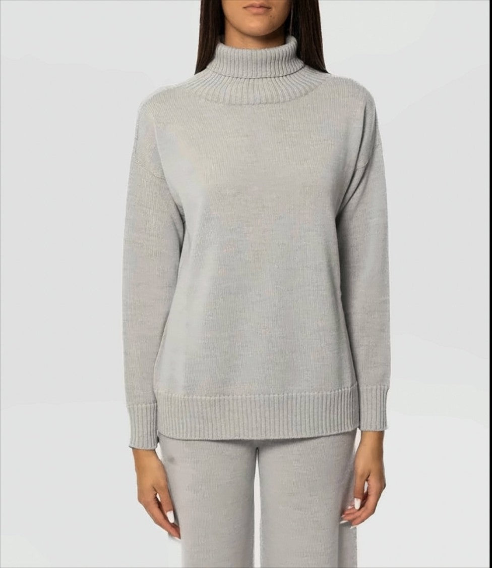 Max Mara Relaxed-Fit Turtleneck Sweater In Soft Virgin Wool