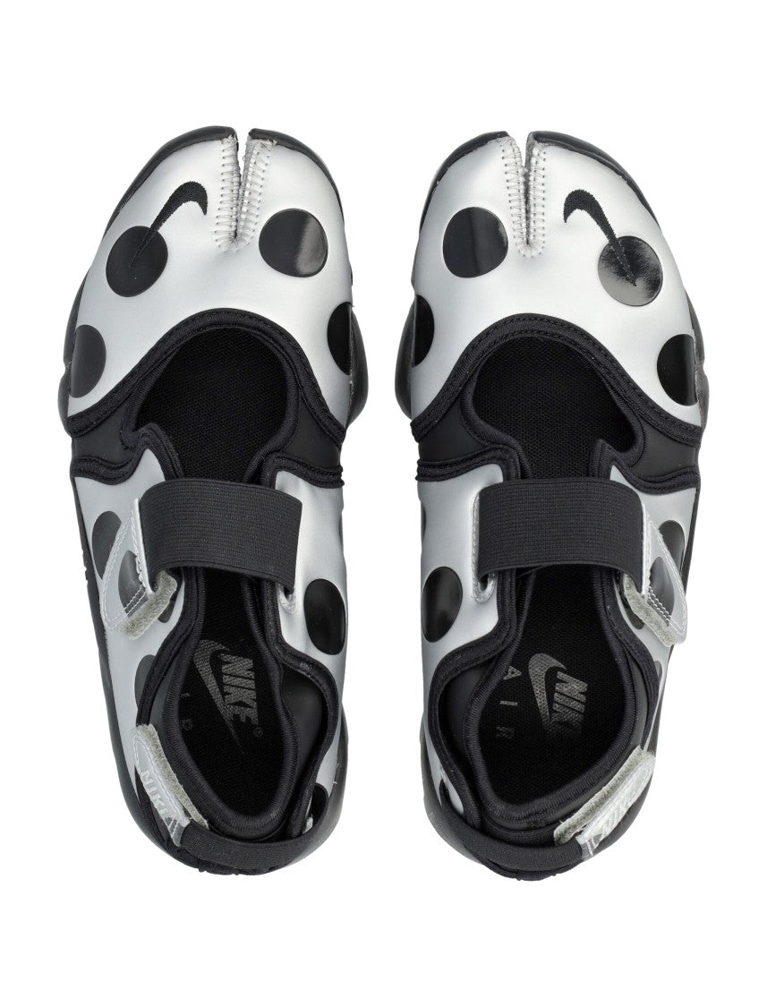 Nike Air Rift Synthetic Split-Toe Sneakers