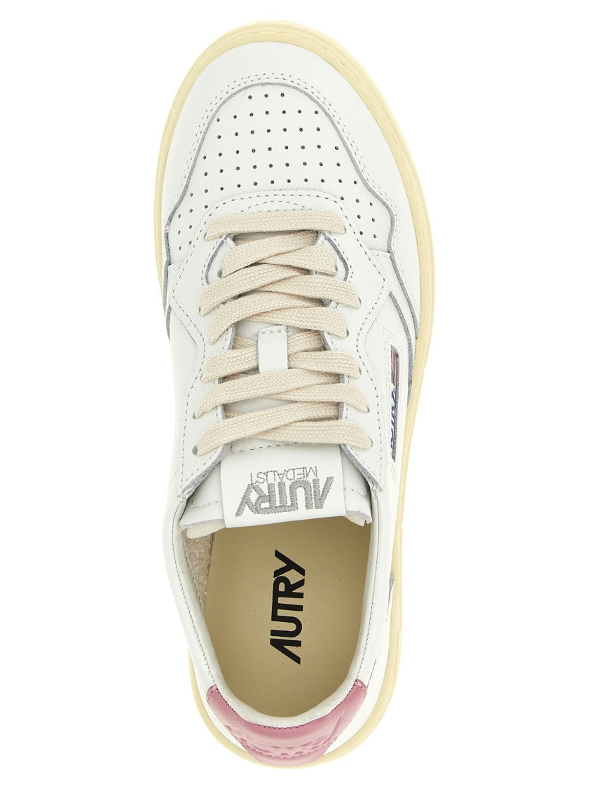 Autry 'Medalist Low' Sneakers