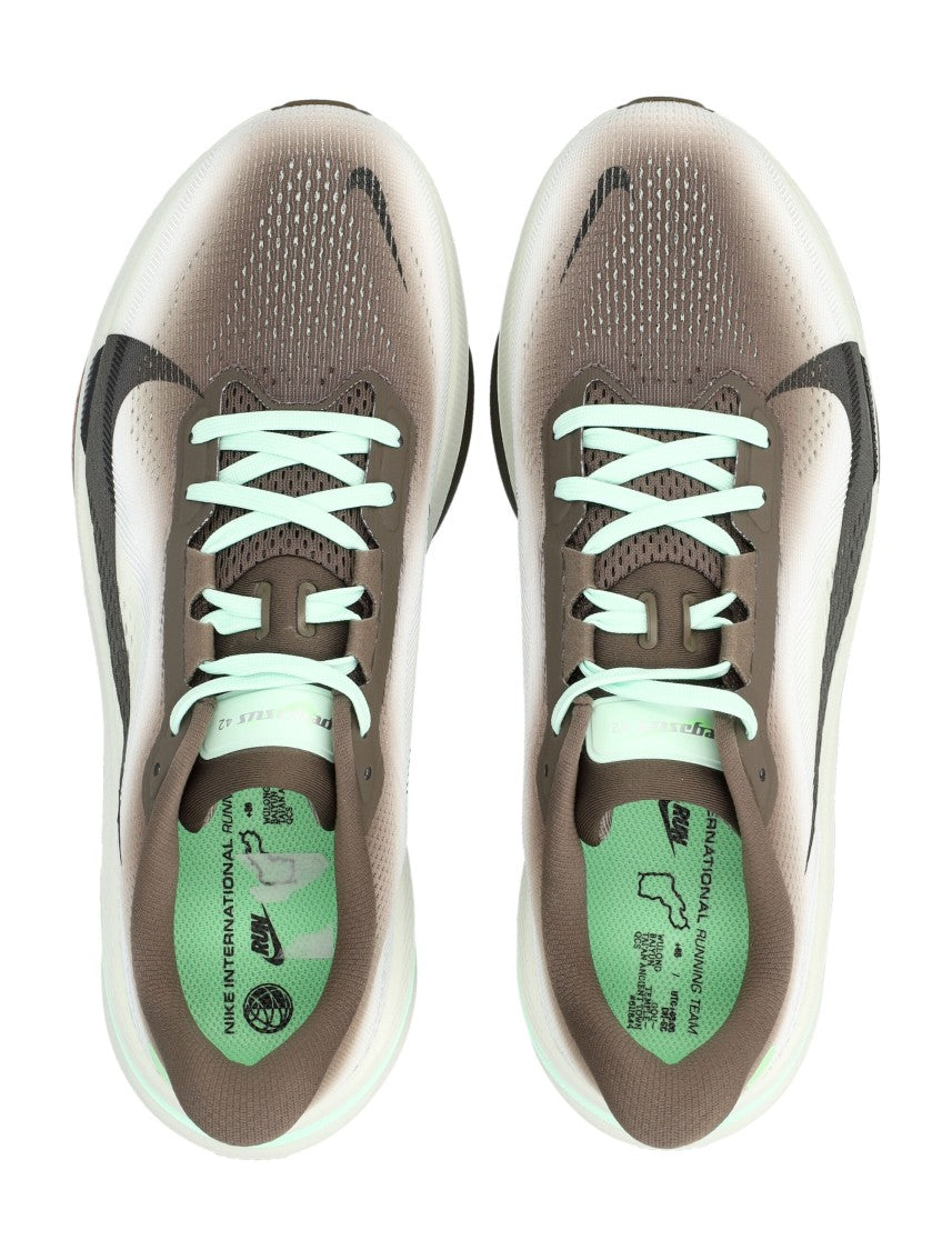 Nike Air Zoom Pegasus 42 With Gradient Mesh Upper And Enhanced Cushioning