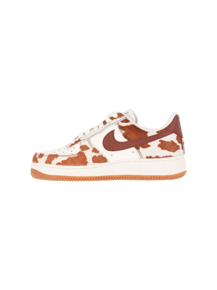Nike Brown Air Force 1 '07 Sneakers