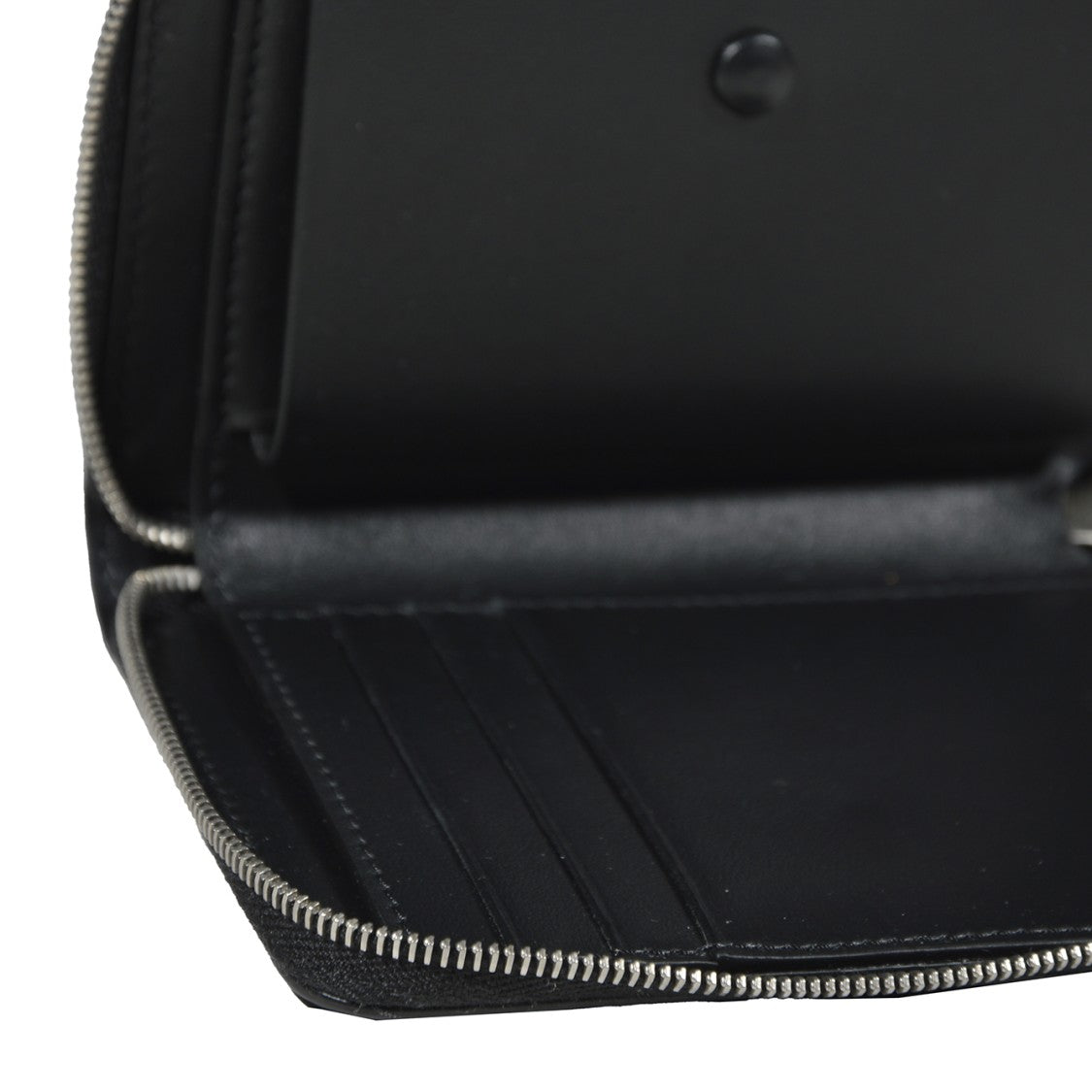 Jil Sander Small Black Leather Zip-Up Wallet