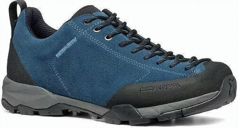 Scarpa Rugged Low-Top Sneakers With Suede Upper