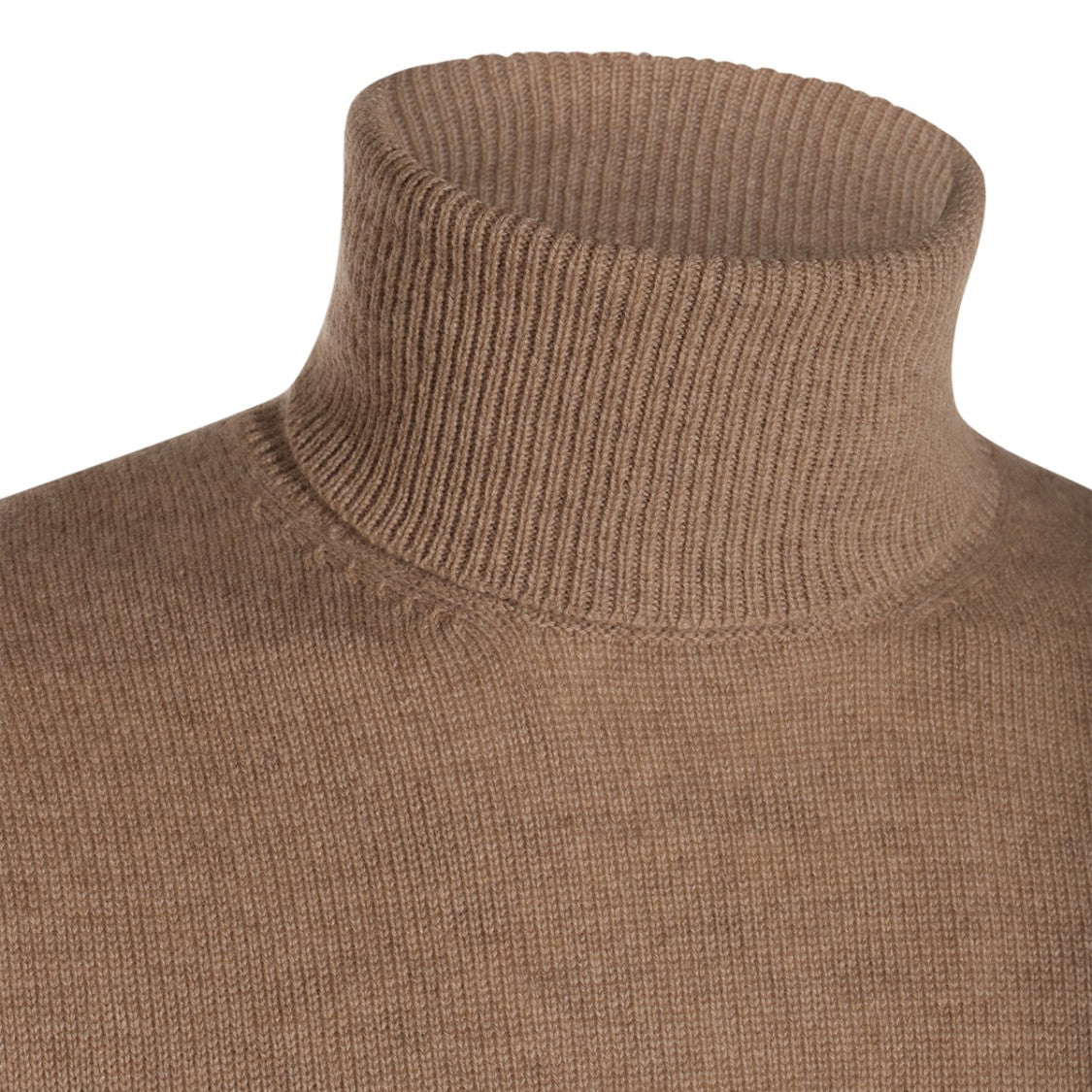 Malo Classic Turtleneck Sweater With Ribbed Details