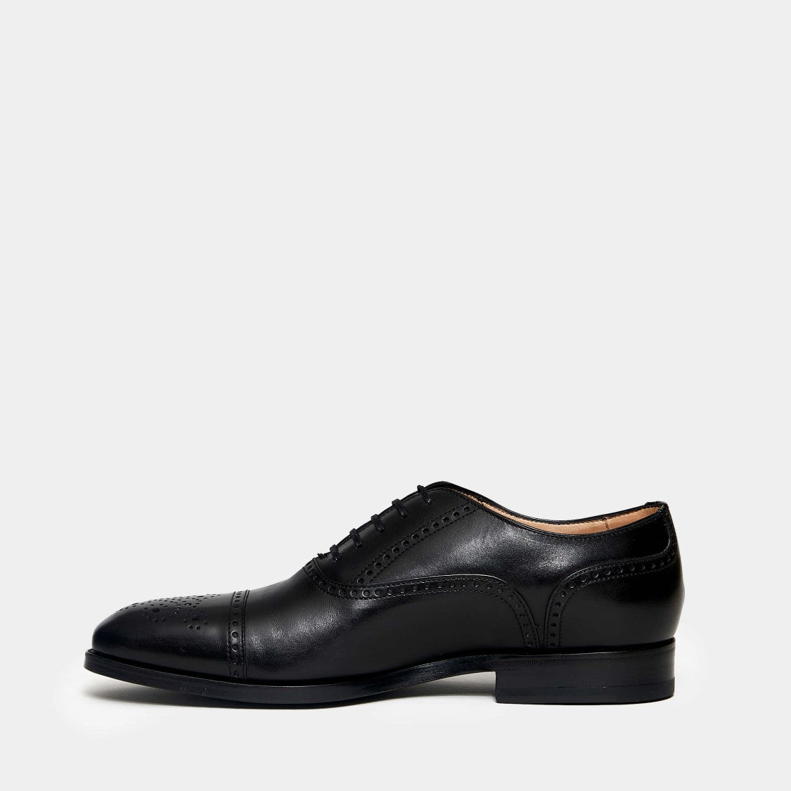 Ortigni Black Leather Lace-Up