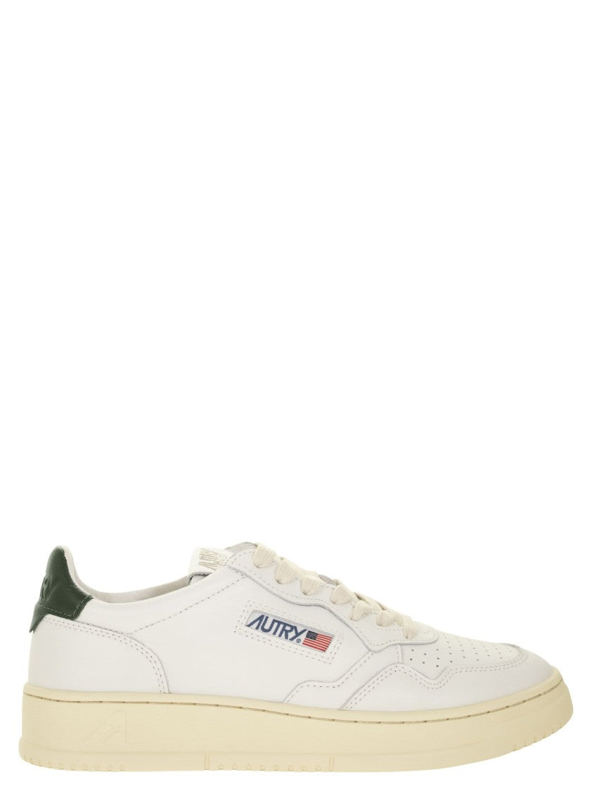 Autry Medalist Low - Leather Sneakers