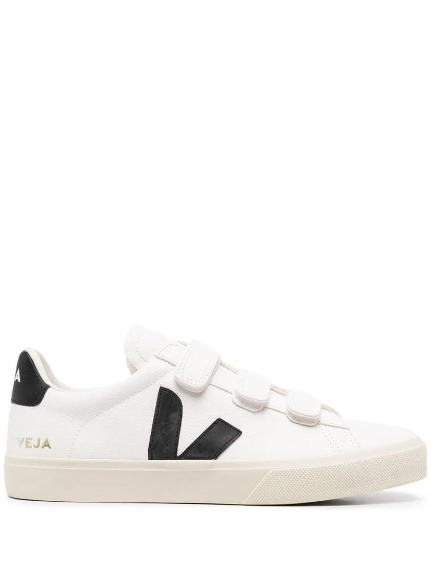 Veja Recife Leath Sneakers