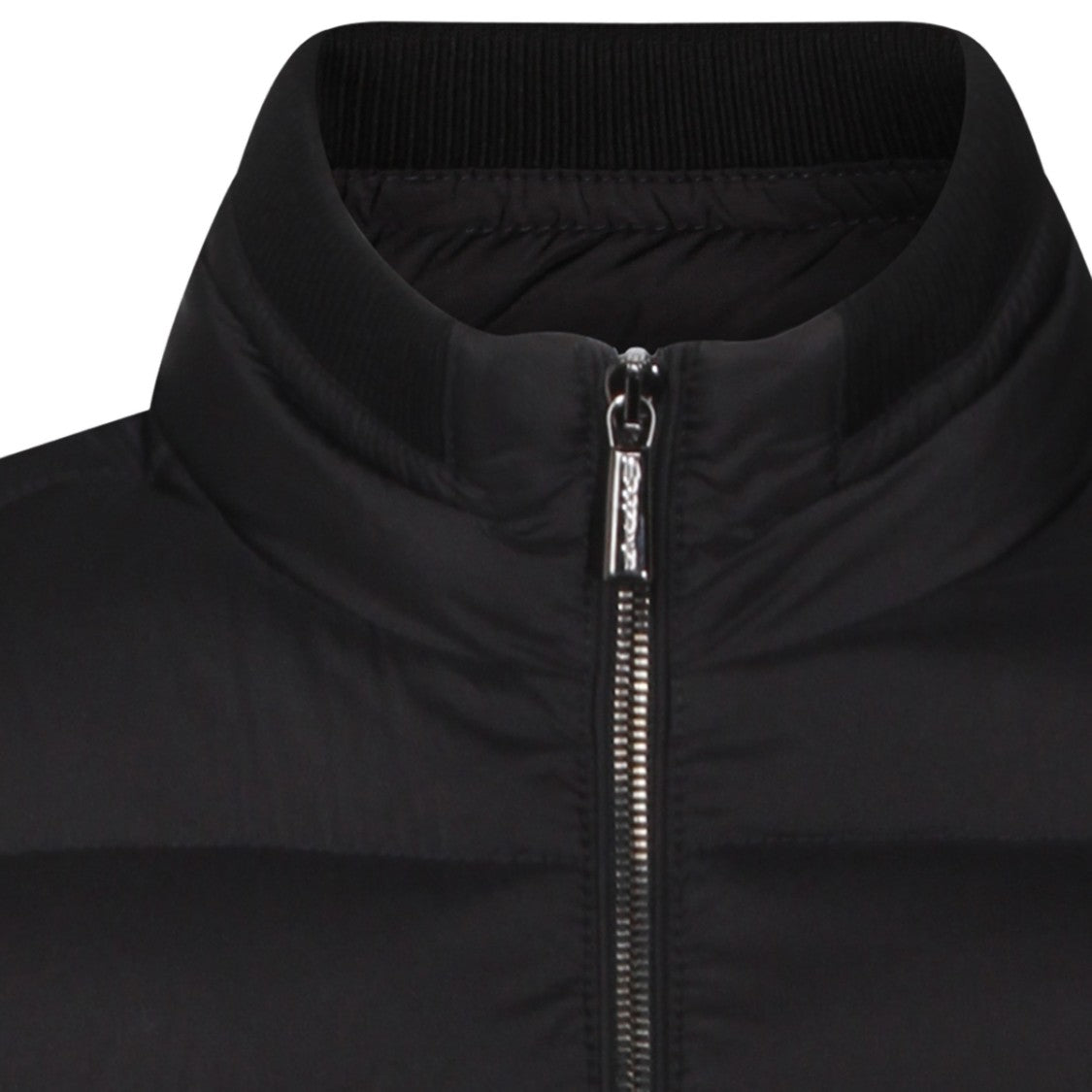 Moorer Tailored Black Coat With Structured Silhouette