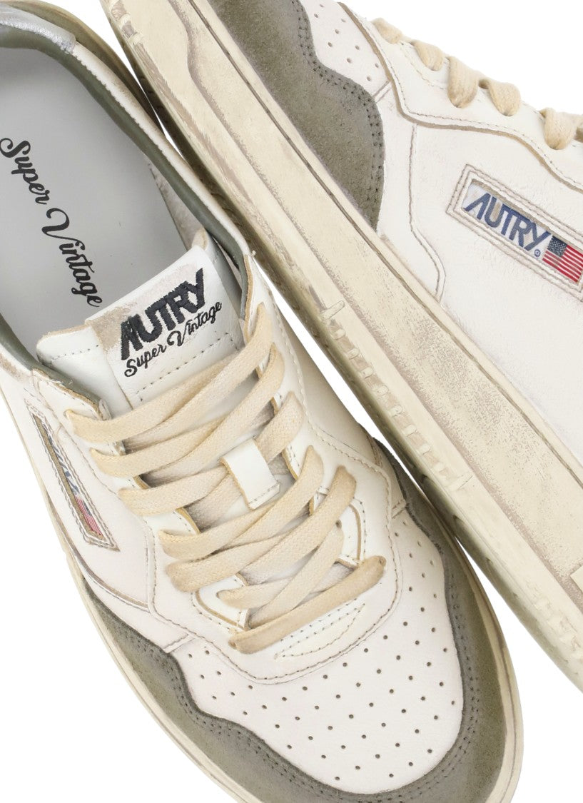 Autry Vintage Low Sneakers