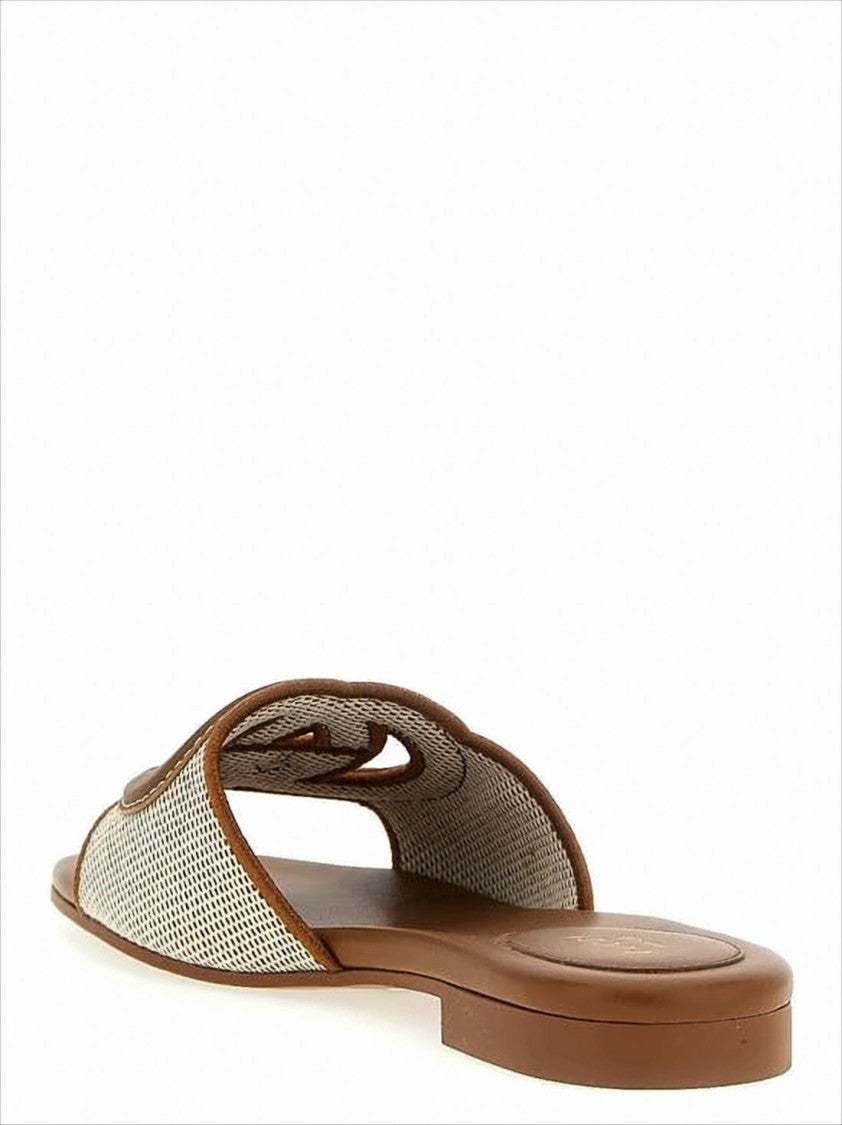 Gucci Minimalist Interlocking Double-G Logo Sandals