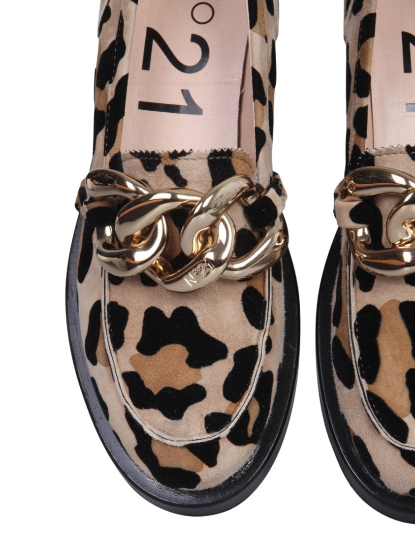 N°21 Leopard Print Moccasins With Statement Chain