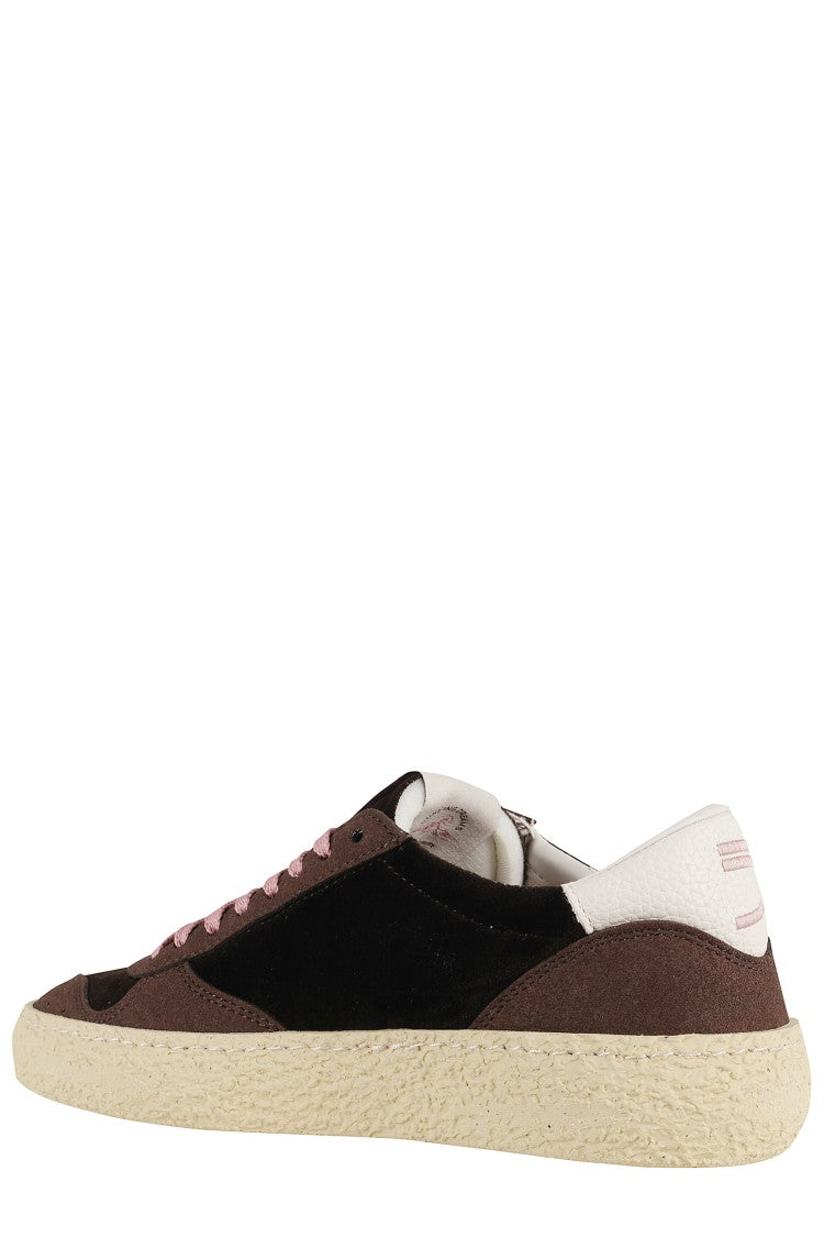 Puraai Polly Low-Top Sneakers