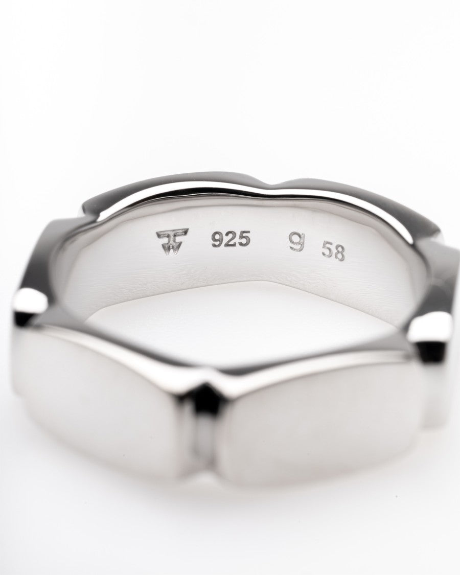 Tom Wood Umi Band Ring Medium