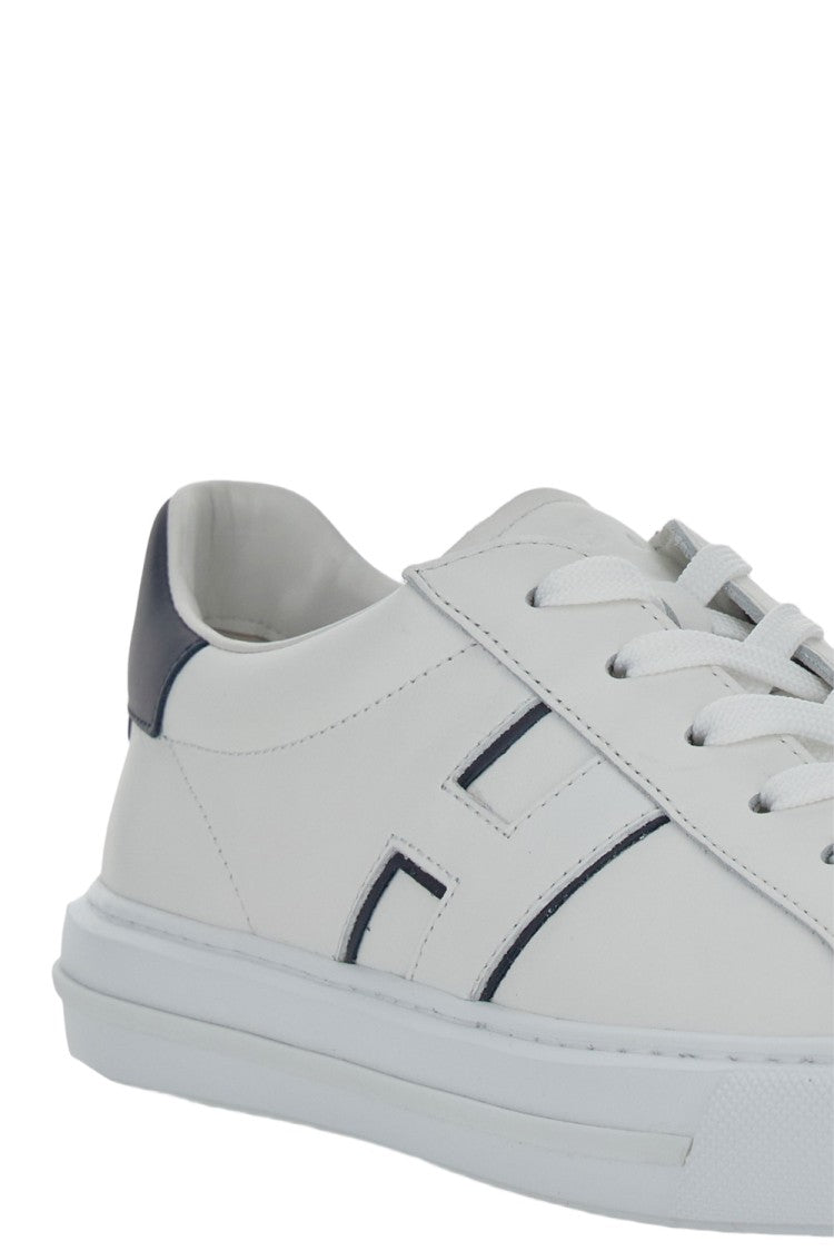 Hogan Low-Top Leather Sneakers With Minimalist Design And Distinctive Detailing