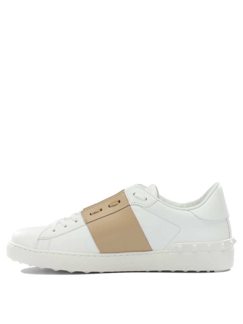 Valentino Garavani Low-Top Sneakers With Contrasting Leather Band And Stud Detailing
