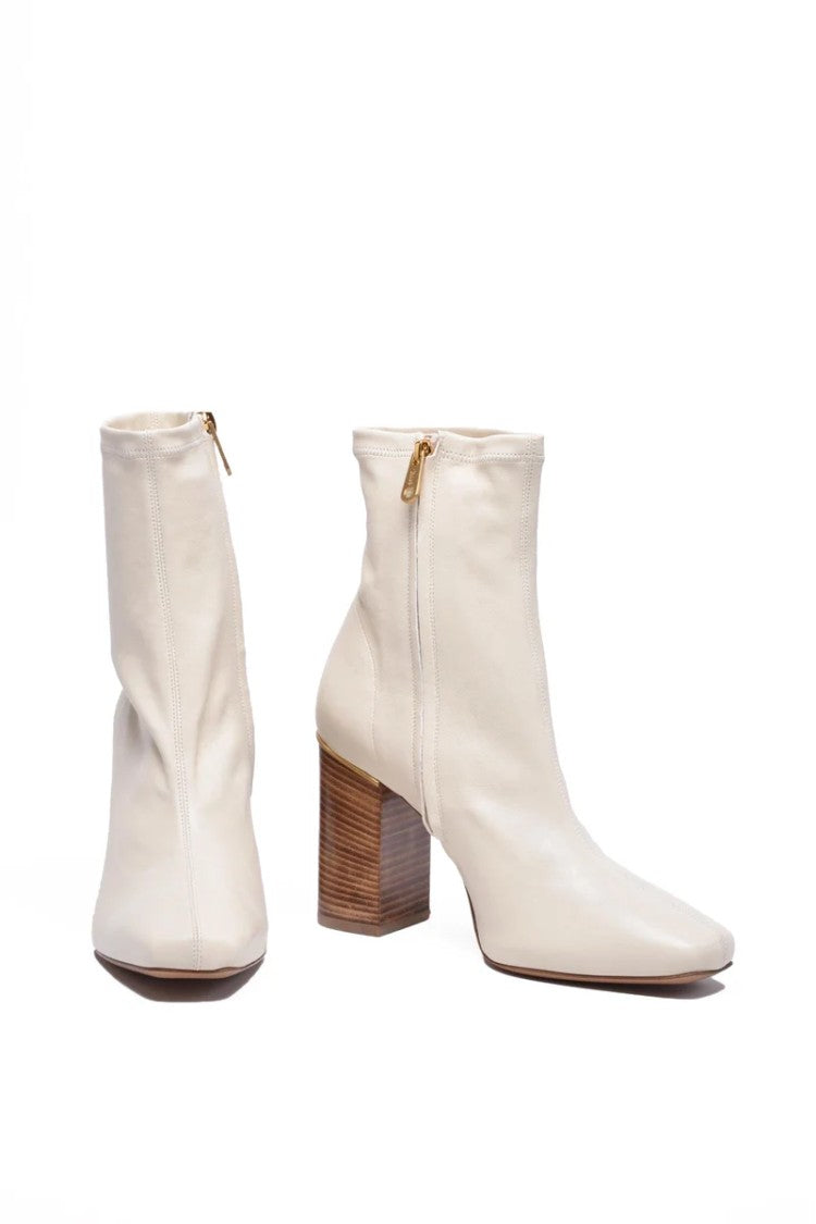 Chloé Leather Ankle Boot With Zip - Beige